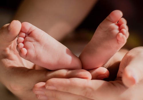 Massage pour les enfants et les bébés 